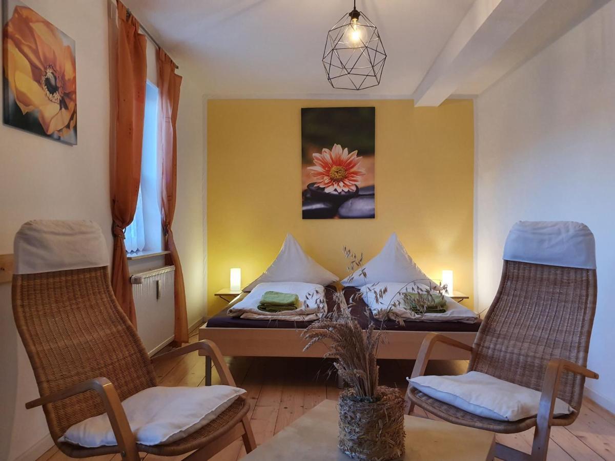 Pension Schuetze Daasdorf am Berge Екстер'єр фото