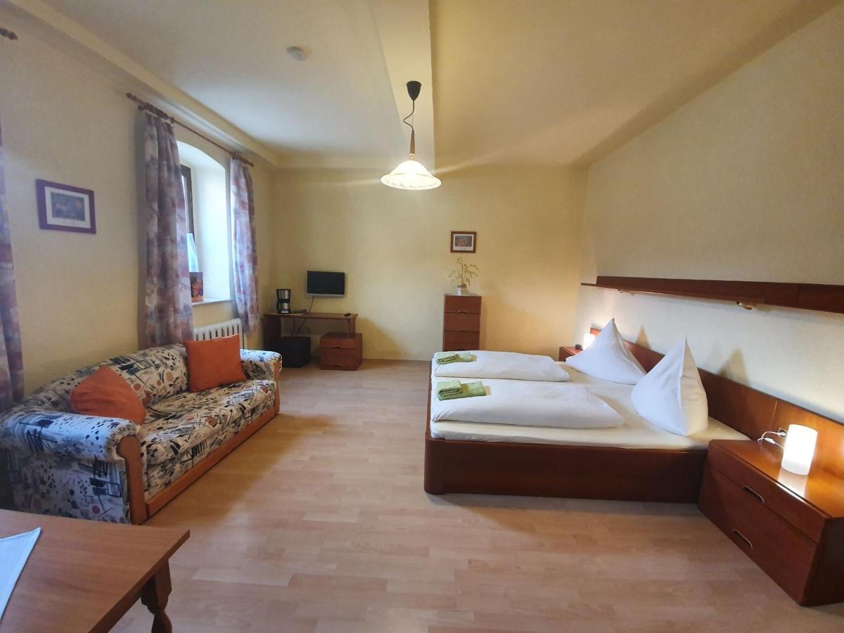 Pension Schuetze Daasdorf am Berge Екстер'єр фото