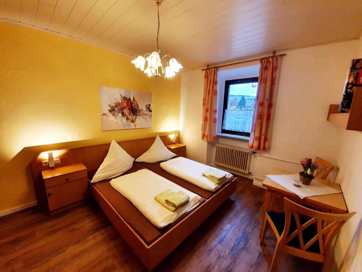Pension Schuetze Daasdorf am Berge Екстер'єр фото