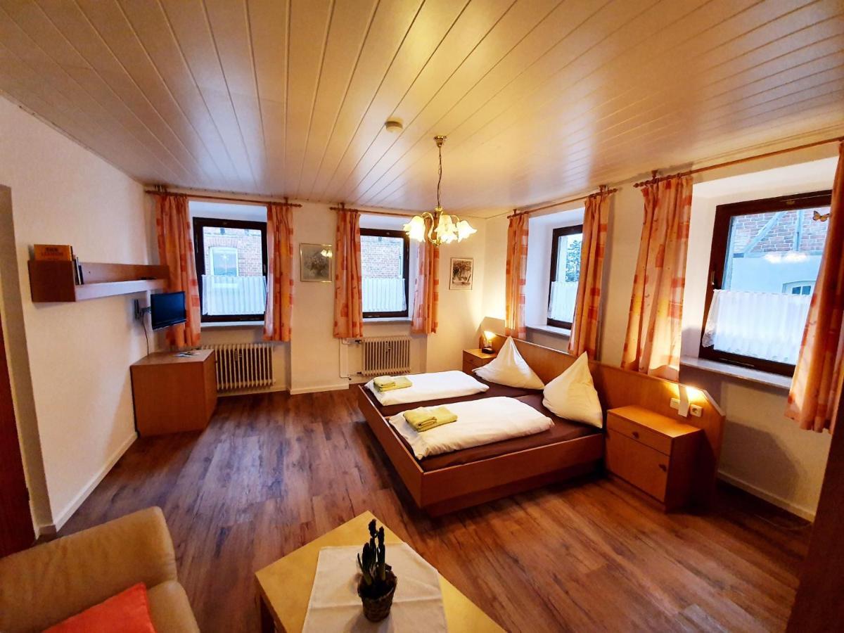 Pension Schuetze Daasdorf am Berge Екстер'єр фото