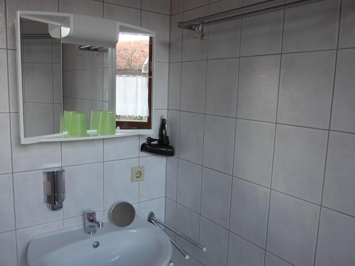 Pension Schuetze Daasdorf am Berge Екстер'єр фото
